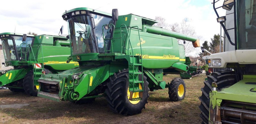 Oldtimer-Mähdrescher des Typs John Deere 9640i WTS, Neumaschine in Рівне (Bild 3)