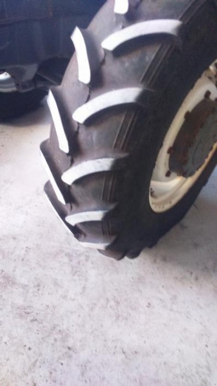 Oldtimer-Traktor tipa New Holland 8560, Neumaschine u Подворки (Slika 10)