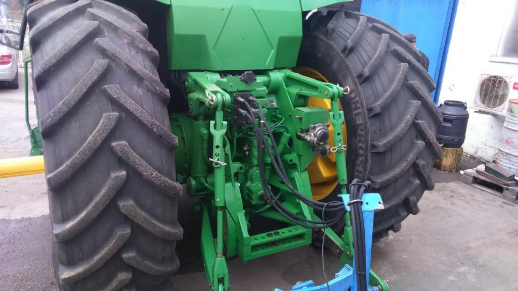 Oldtimer-Traktor typu John Deere 8400, Gebrauchtmaschine v Подворки (Obrázek 9)