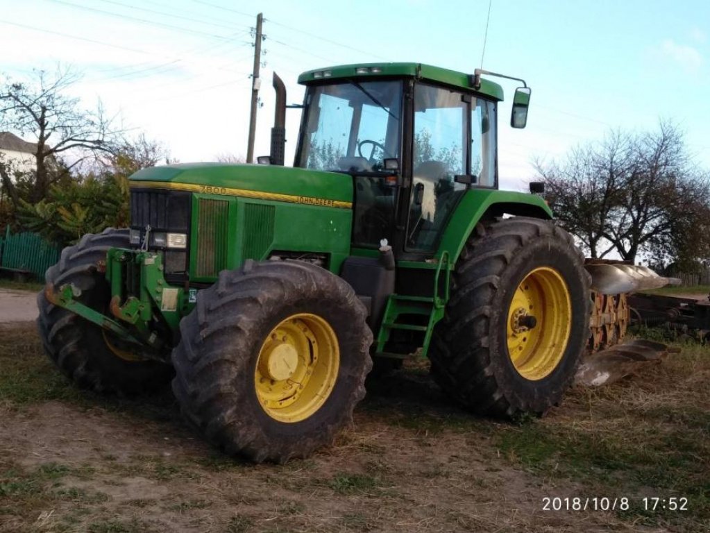 Oldtimer-Traktor typu John Deere 7800, Neumaschine v Локачі (Obrázek 7)