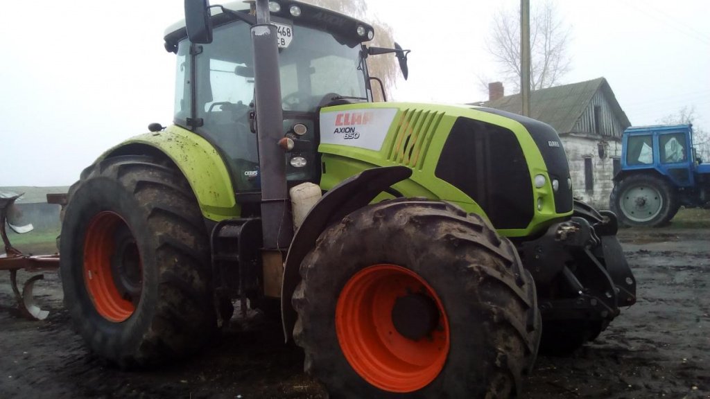 Oldtimer-Traktor a típus CLAAS Axion 850, Neumaschine ekkor: Бахмач (Kép 4)