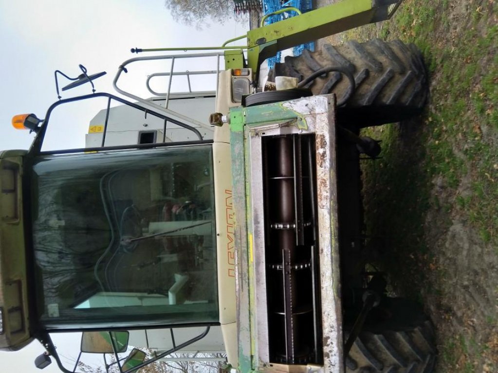 Oldtimer-Mähdrescher des Typs CLAAS Lexion 450, Neumaschine in Не обрано (Bild 3)