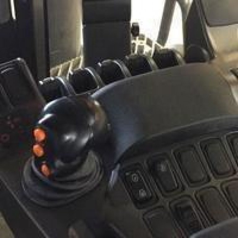 Raupentraktor typu CHALLENGER MT875E, Neumaschine v Одеса (Obrázek 6)