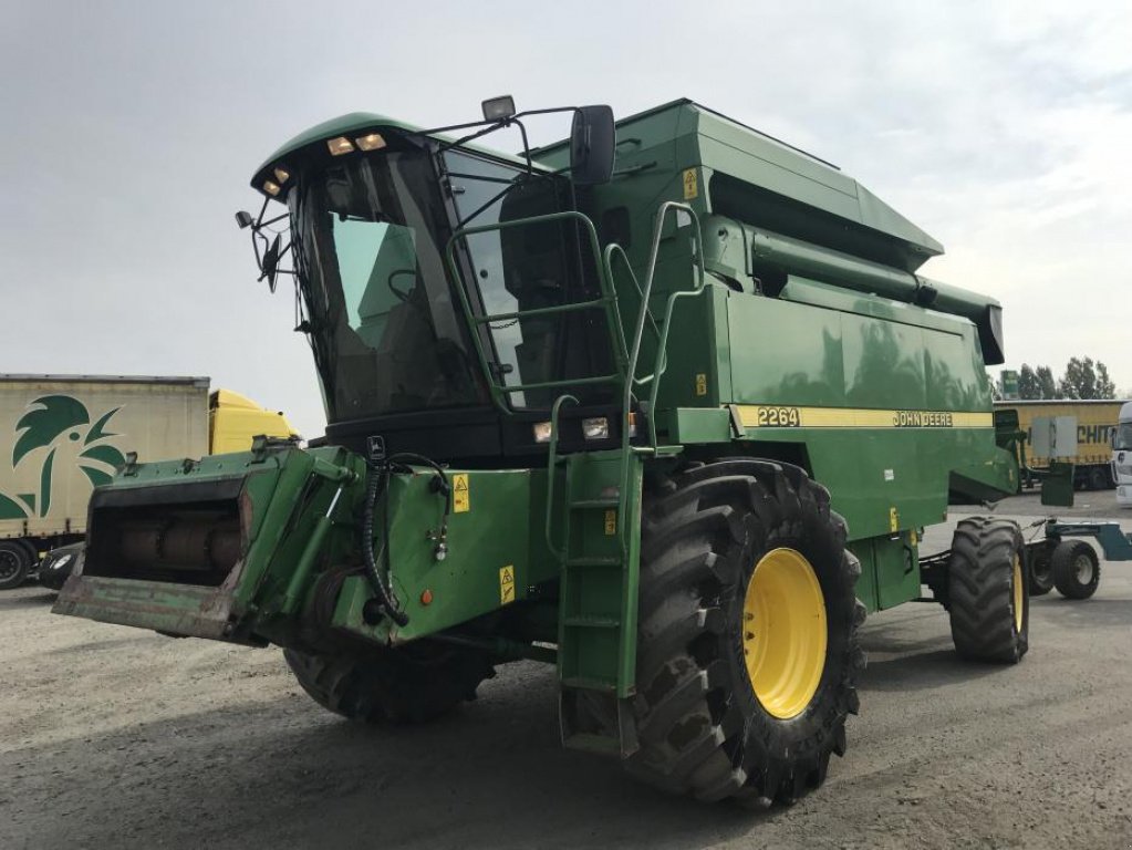 Oldtimer-Mähdrescher del tipo John Deere 2264, Gebrauchtmaschine In Ковель (Immagine 3)