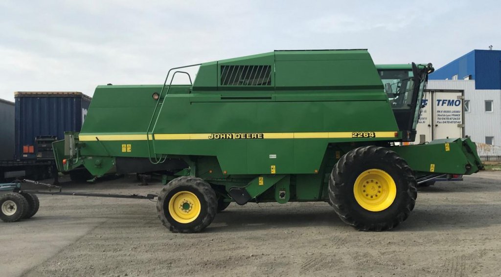 Oldtimer-Mähdrescher del tipo John Deere 2264, Gebrauchtmaschine In Ковель (Immagine 1)
