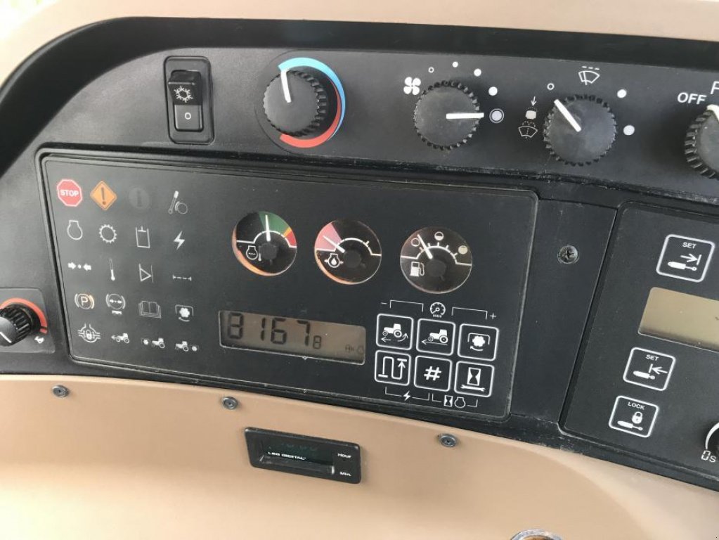 Oldtimer-Traktor des Typs John Deere 8400, Neumaschine in Ковель (Bild 5)