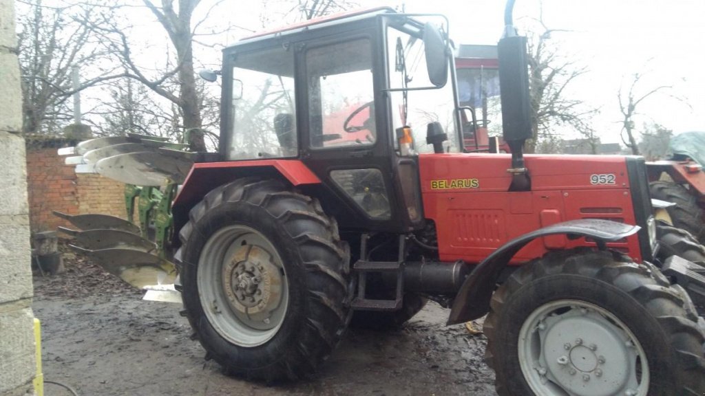 Oldtimer-Traktor typu Belarus Беларус-952, Neumaschine v Здолбунів (Obrázok 4)