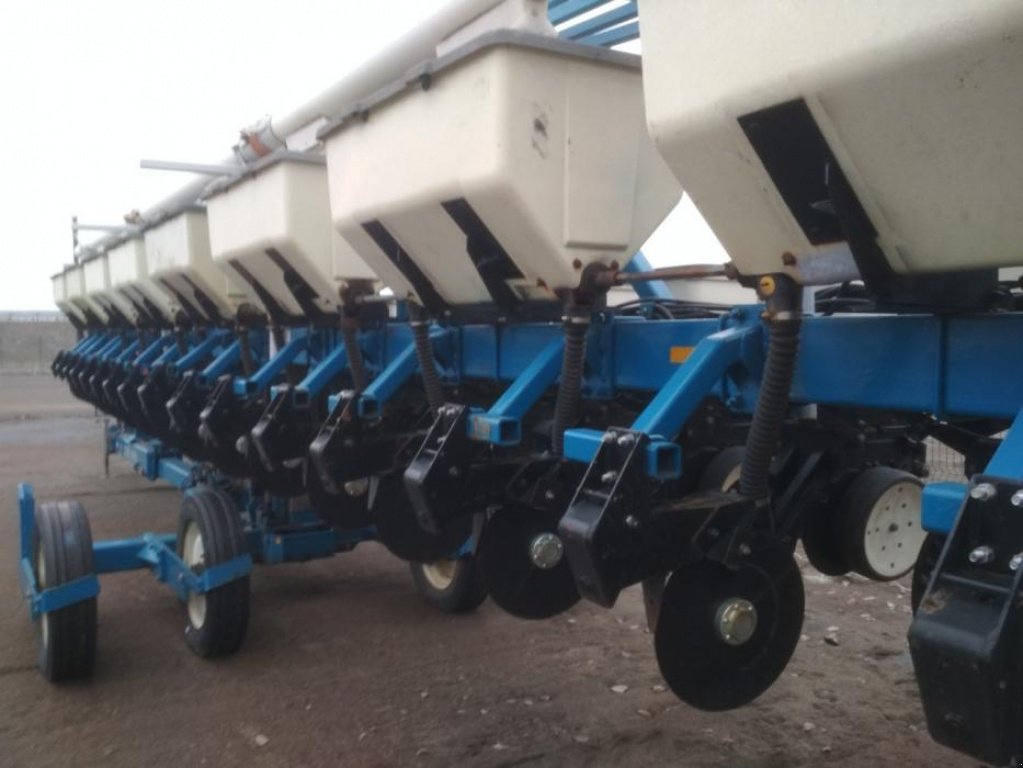 Gareeggenfelder typu Kinze 3600, Gebrauchtmaschine v Рівне (Obrázek 6)