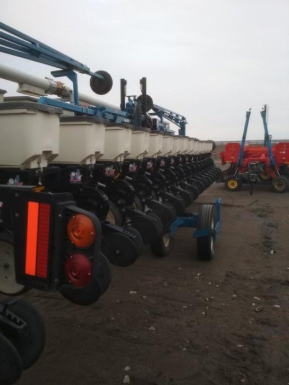 Gareeggenfelder typu Kinze 3600, Gebrauchtmaschine v Рівне (Obrázek 2)