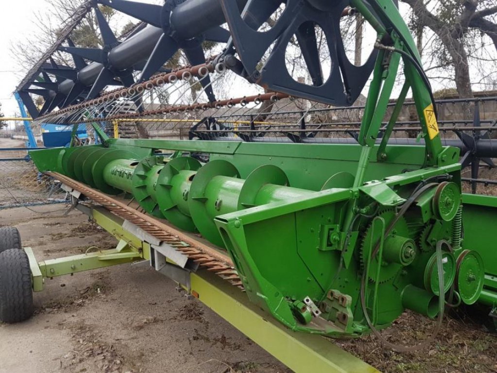 Schneidwerk tipa John Deere 622R, Gebrauchtmaschine u Рівне (Slika 1)