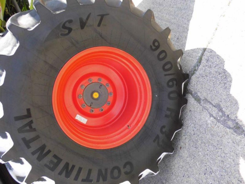 Oldtimer-Mähdrescher a típus CLAAS Lexion 580, Neumaschine ekkor: Рівне (Kép 13)