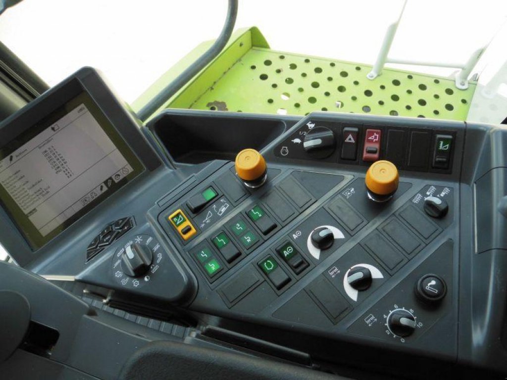 Oldtimer-Mähdrescher a típus CLAAS Lexion 580, Neumaschine ekkor: Рівне (Kép 11)