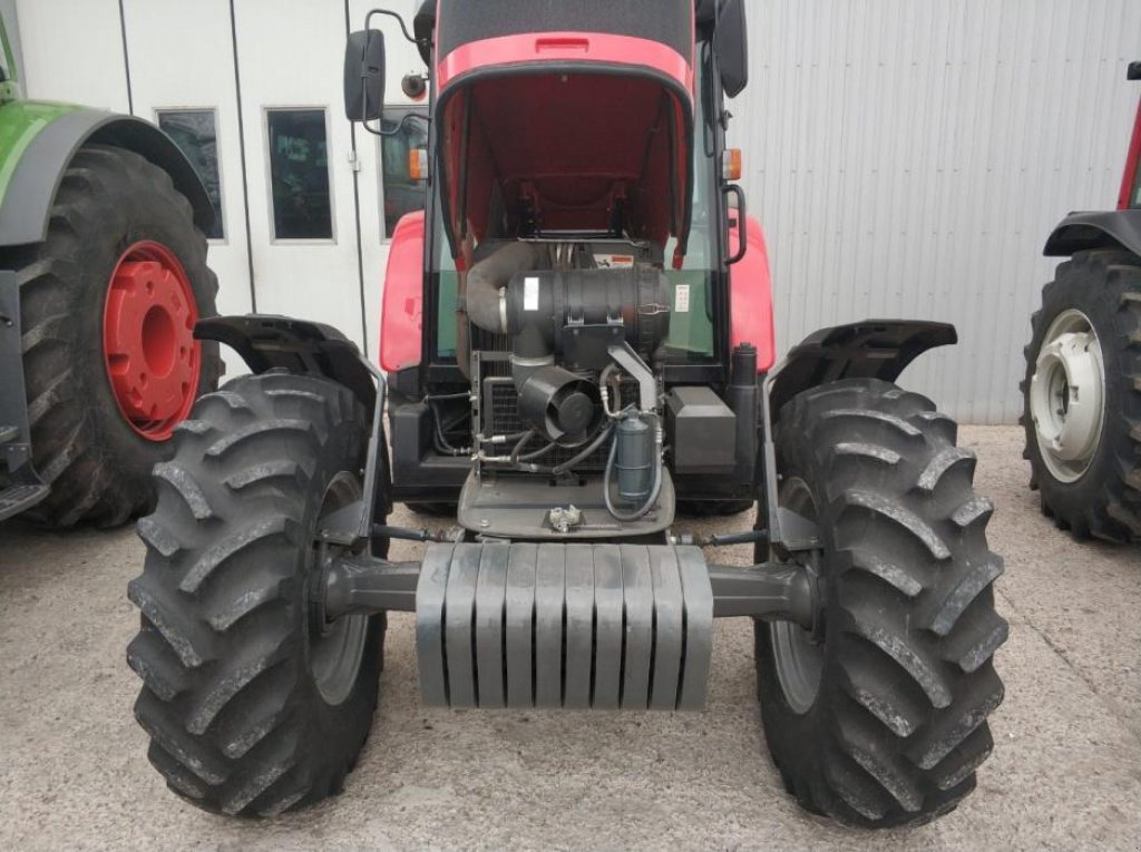 Oldtimer-Traktor a típus Massey Ferguson 470 Xtra, Neumaschine ekkor: Дніпро (Kép 3)