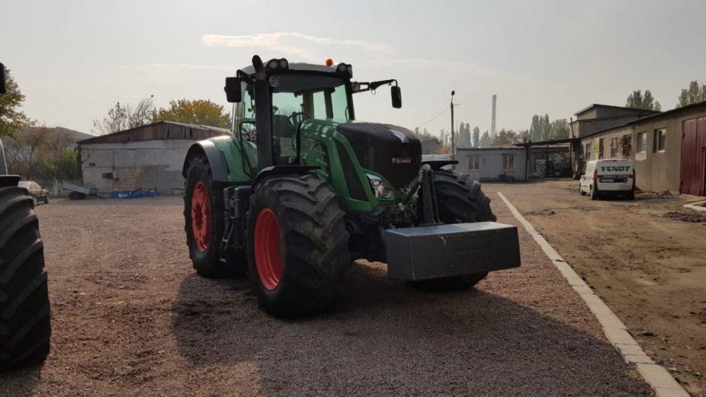 Oldtimer-Traktor tipa Fendt 936 Vario Profi, Neumaschine u Дніпро (Slika 1)