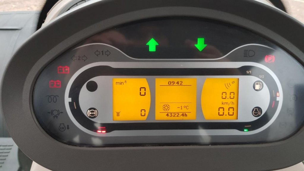 Oldtimer-Traktor a típus Fendt 936 Vario Power, Neumaschine ekkor: Дніпро (Kép 8)