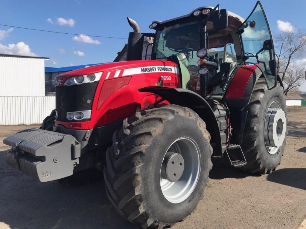 Oldtimer-Traktor typu Massey Ferguson 8690 Dyna VT, Neumaschine v Дніпро (Obrázek 1)