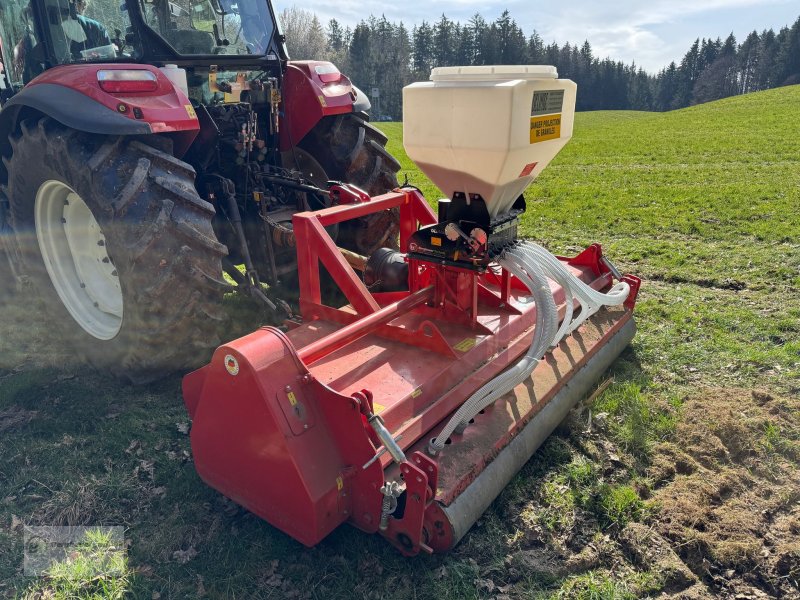 Sämaschine of the type Delimbe T15 Pneumatikstreuer Mikrogranulat Streuer Zwischenfruchtstreuer Nachsaatgerät, Neumaschine in Kötzting (Picture 1)