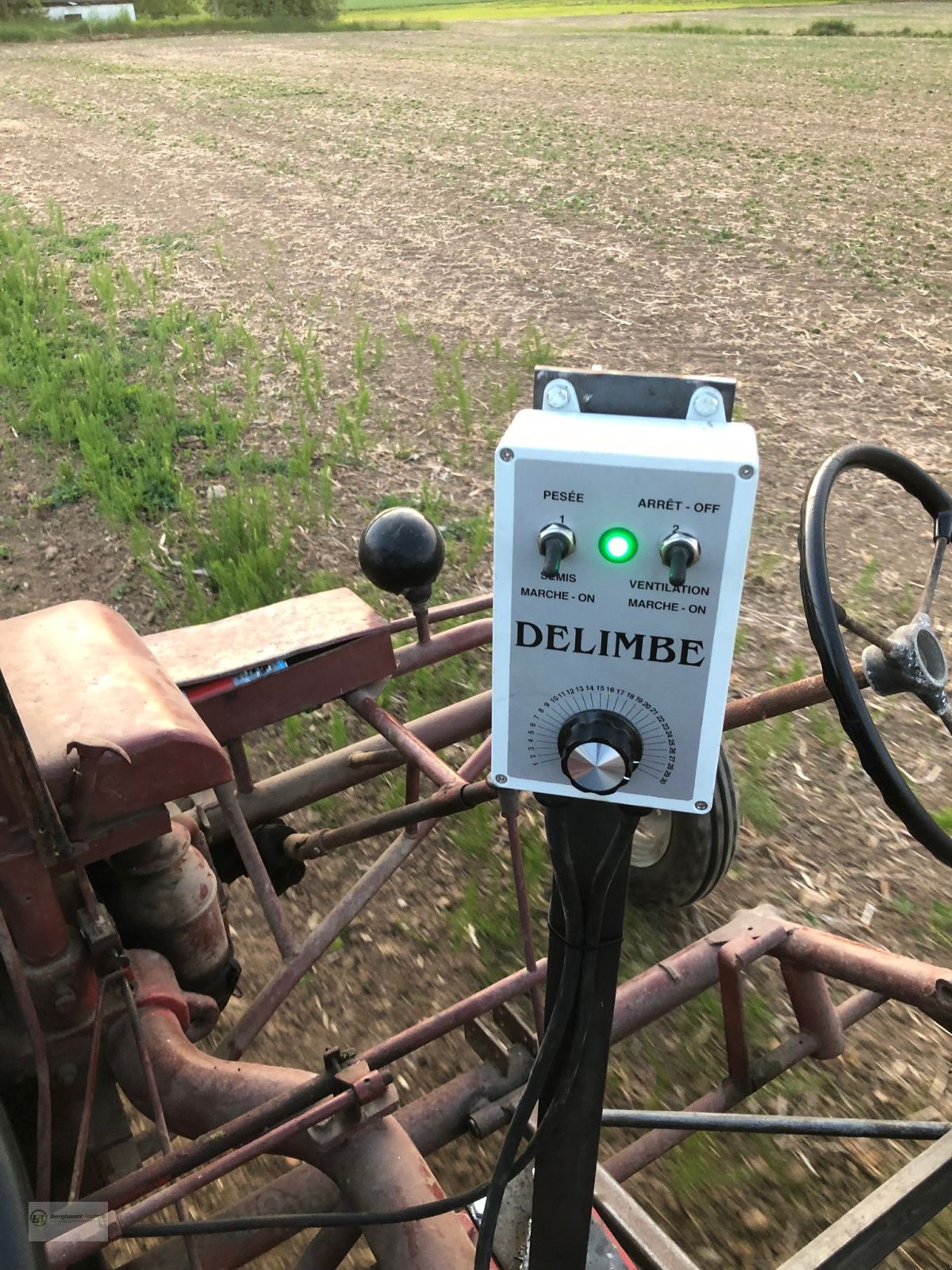 Sämaschine typu Delimbe T15 Pneumatikstreuer Mikrogranulat Streuer Zwischenfruchtstreuer Nachsaatgerät, Neumaschine v Kötzting (Obrázek 3)
