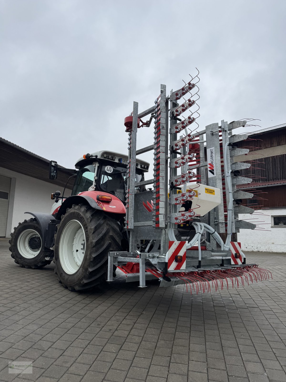 Sämaschine typu Delimbe T18 H Pneumatikstreuer Zwischenfruchtstreuer Mikrogranulatstreuer pneumatisches Sägerät Nachsaatgerät Nachsaat, Neumaschine v Kötzting (Obrázek 4)