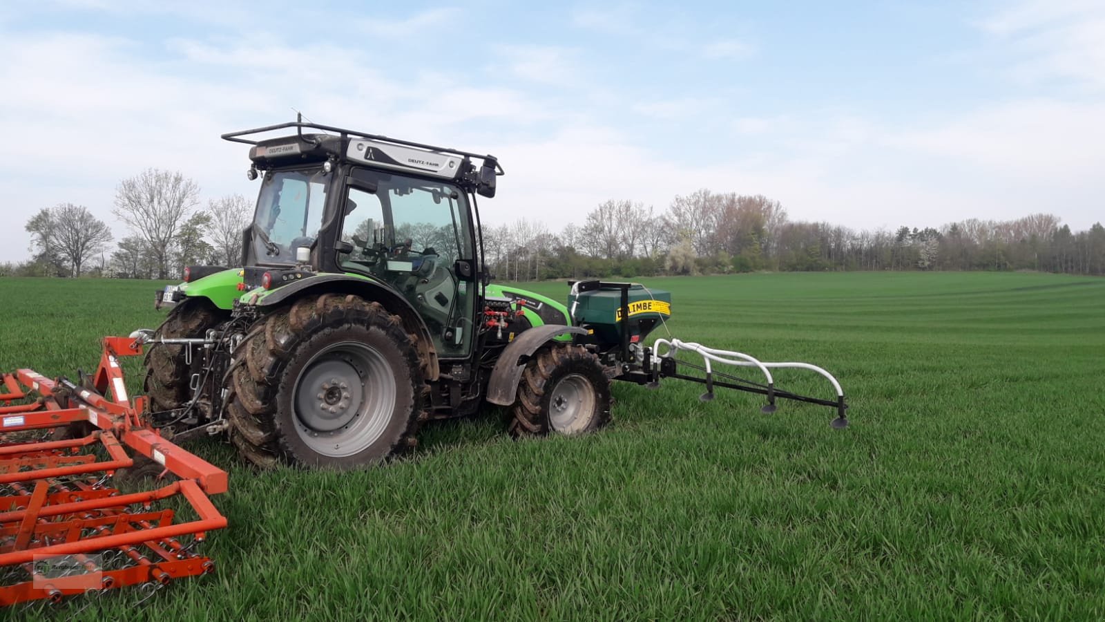 Sämaschine typu Delimbe T18 H Pneumatikstreuer Zwischenfruchtstreuer Mikrogranulatstreuer pneumatisches Sägerät Nachsaatgerät Nachsaat, Neumaschine v Kötzting (Obrázek 11)