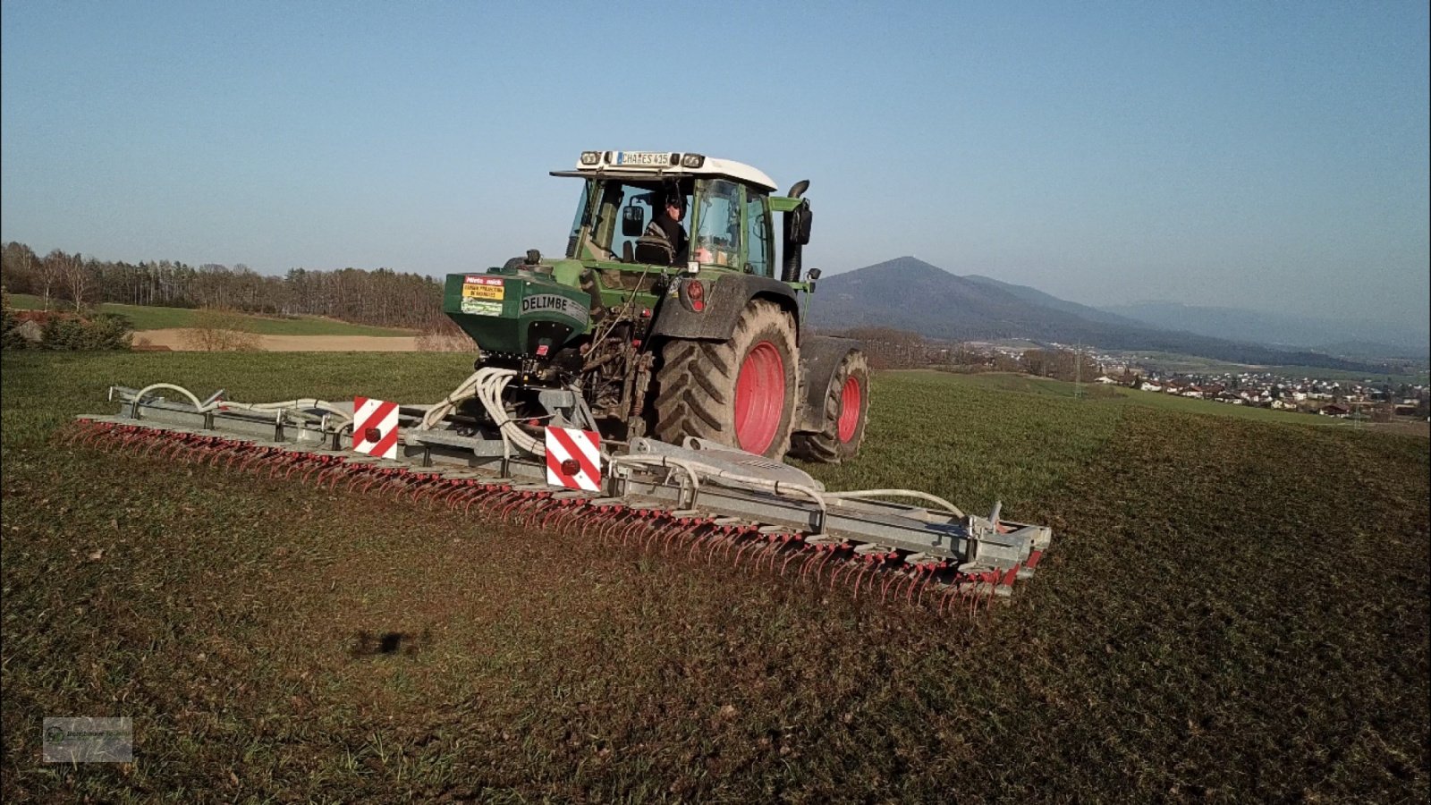 Sämaschine typu Delimbe T18 H Pneumatikstreuer Zwischenfruchtstreuer Mikrogranulatstreuer pneumatisches Sägerät Nachsaatgerät Nachsaat, Neumaschine v Kötzting (Obrázek 25)