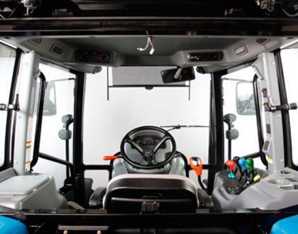 Oldtimer-Traktor typu LS Tractor Plus 90, Neumaschine v Бровари (Obrázek 4)