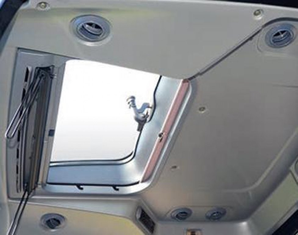 Oldtimer-Traktor typu LS Tractor H 140, Neumaschine v Бровари (Obrázek 5)