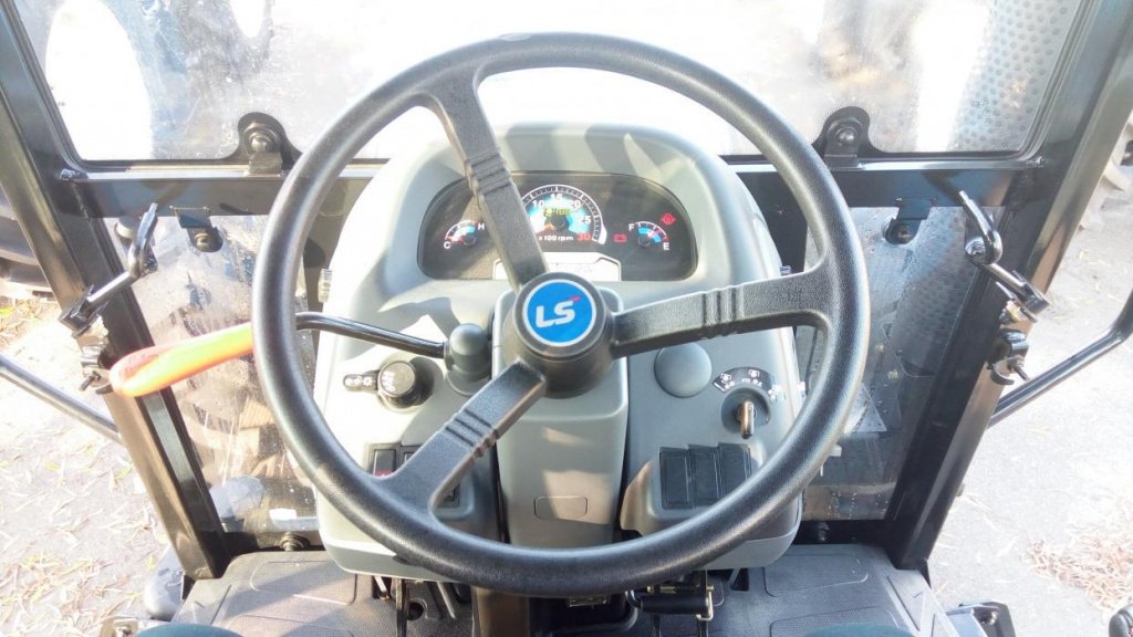 Oldtimer-Traktor del tipo LS Tractor Plus 100, Neumaschine In Бровари (Immagine 10)