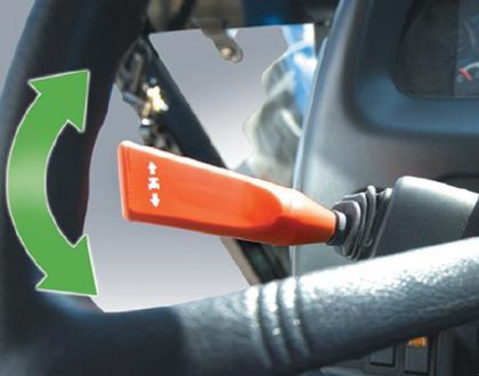 Oldtimer-Traktor typu LS Tractor U 60, Neumaschine v Бровари (Obrázek 3)