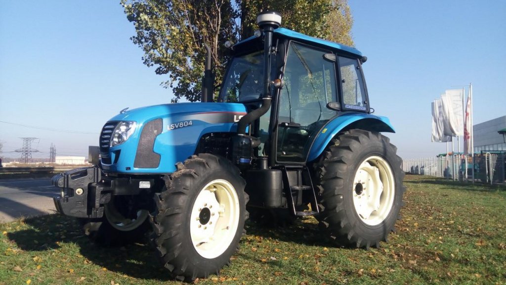 Oldtimer-Traktor typu LS Tractor V 804, Neumaschine v Бровари (Obrázek 8)