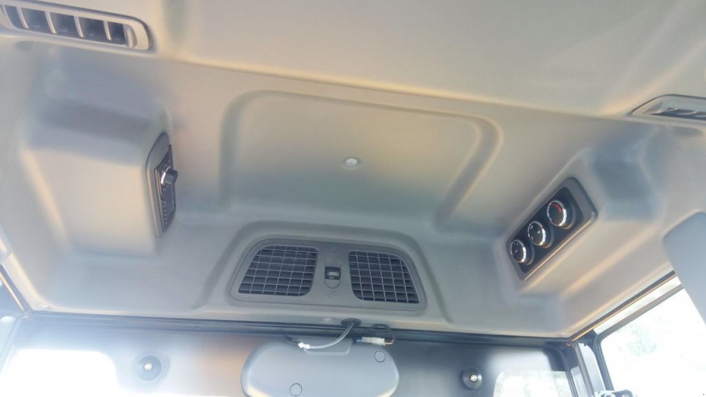 Oldtimer-Traktor del tipo LS Tractor XR 50, Neumaschine In Бровари (Immagine 8)