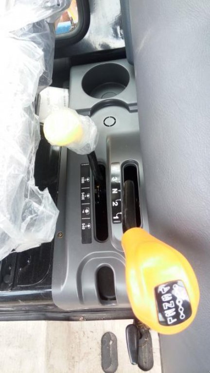 Oldtimer-Traktor del tipo LS Tractor XR 50, Neumaschine In Бровари (Immagine 5)