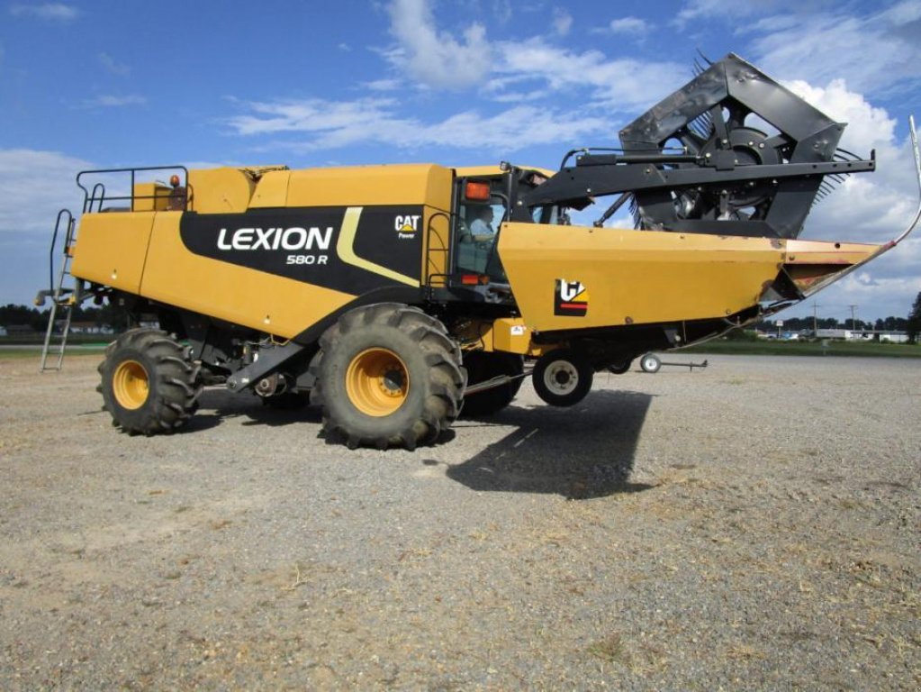 Oldtimer-Mähdrescher des Typs Caterpillar Lexion 580R, Neumaschine in Дніпро (Bild 6)