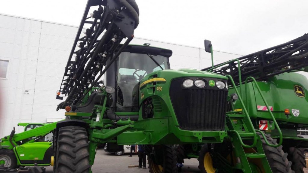 Selbstfahrspritze of the type John Deere 4730, Gebrauchtmaschine in Черкаси (Picture 1)