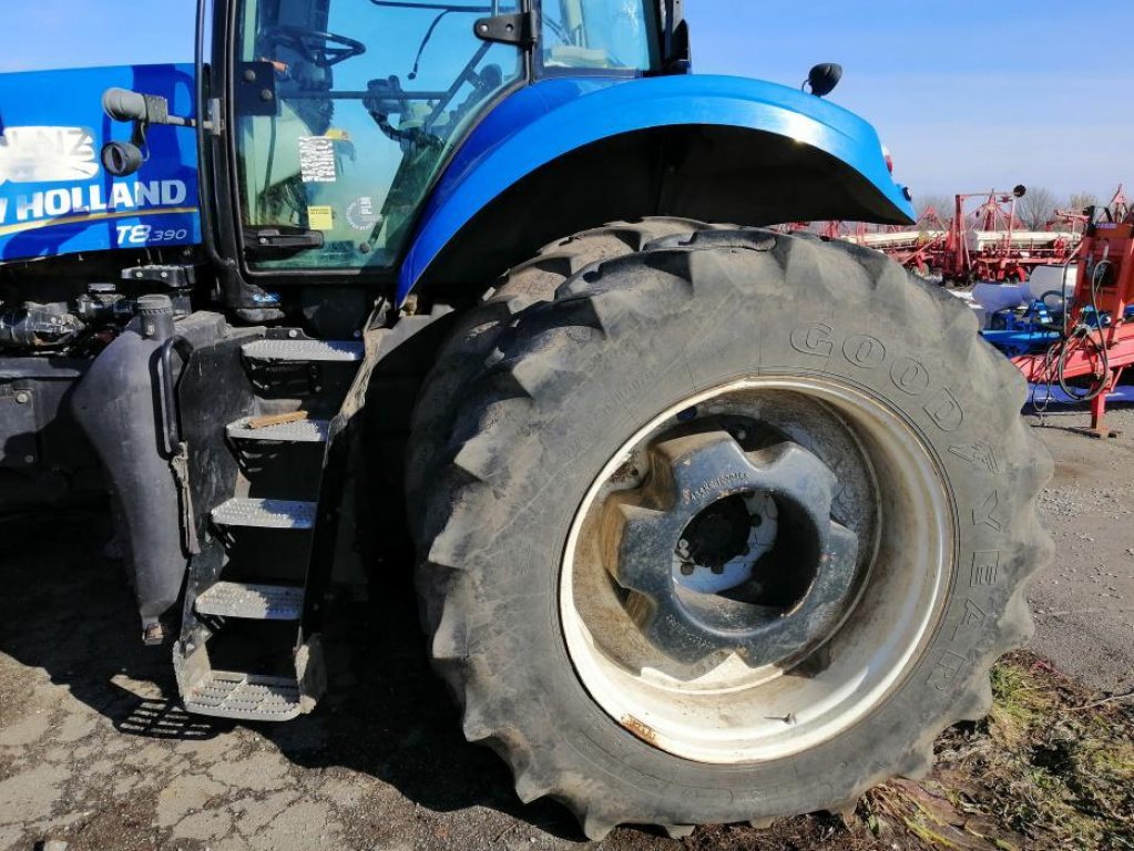 Oldtimer-Traktor typu New Holland T8.390, Neumaschine w Київ (Zdjęcie 8)