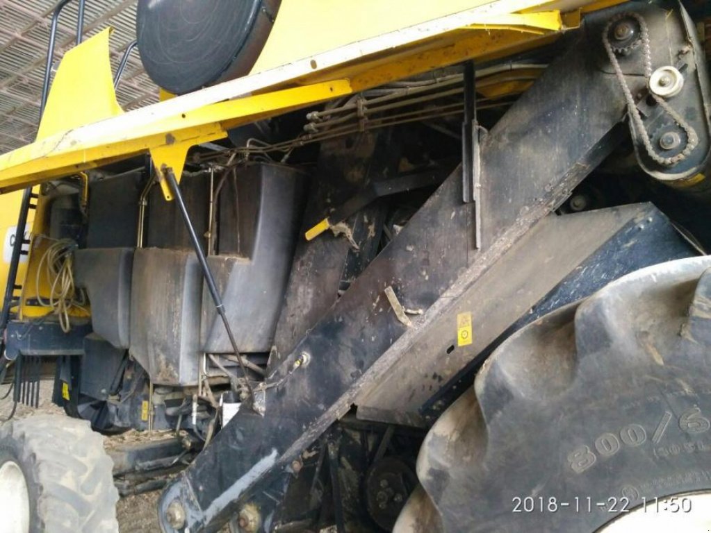 Oldtimer-Mähdrescher del tipo New Holland CSX7080, Neumaschine In Кропивницький (Immagine 7)