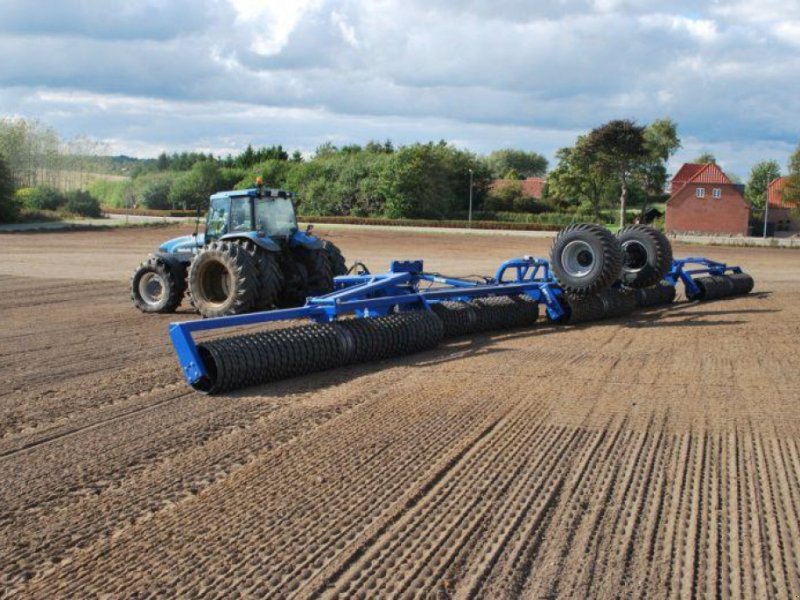 Walze του τύπου Dalbo MaxiRoll HD 1230, Gebrauchtmaschine σε Київ (Φωτογραφία 1)