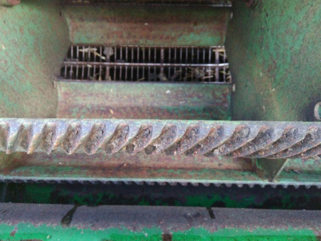 Oldtimer-Mähdrescher des Typs Volvo 1110, Gebrauchtmaschine in Калуш (Bild 10)