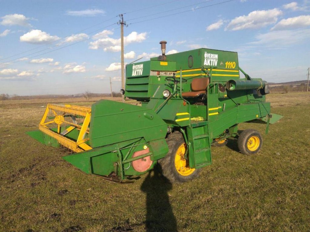 Oldtimer-Mähdrescher des Typs Volvo 1110, Gebrauchtmaschine in Калуш (Bild 1)