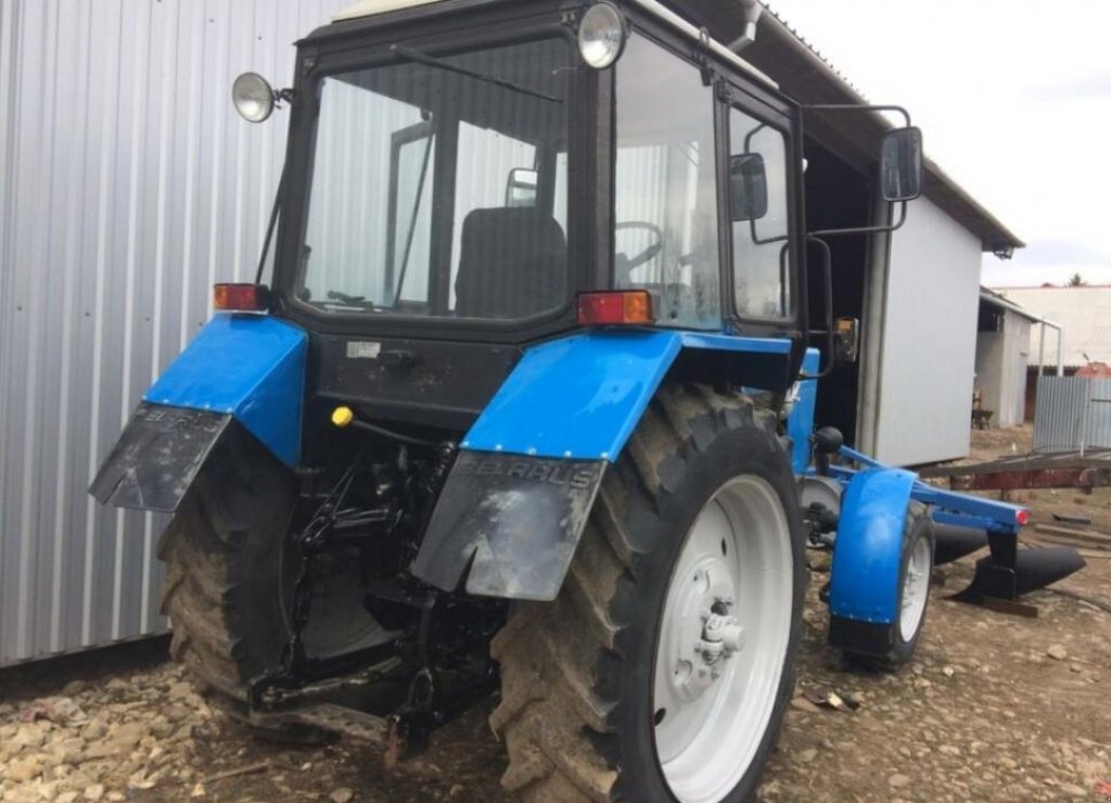 Oldtimer-Traktor typu Belarus Беларус-82.1, Neumaschine v Запоріжжя (Obrázek 1)