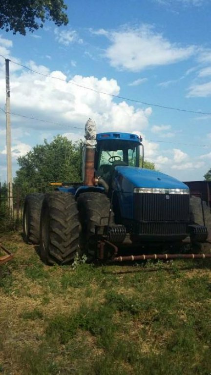 Oldtimer-Traktor typu New Holland T9060, Neumaschine v Запоріжжя (Obrázek 2)