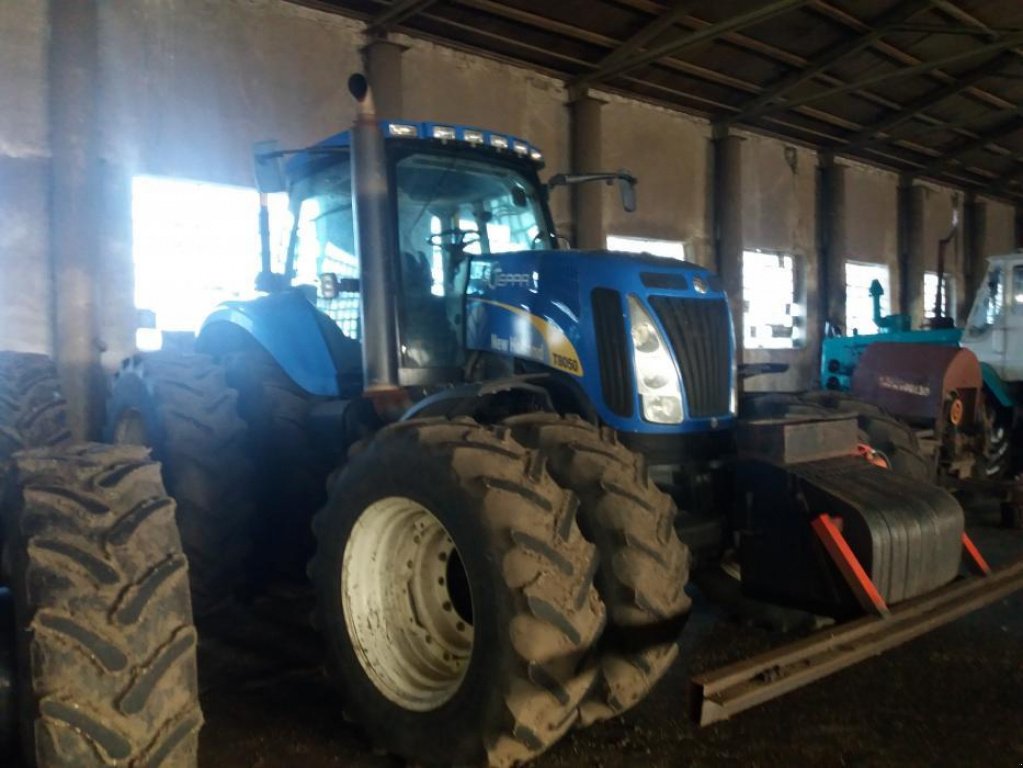 Oldtimer-Traktor a típus New Holland T8050, Neumaschine ekkor: Запоріжжя (Kép 3)