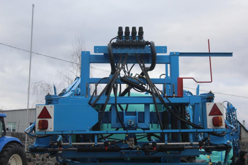 Weinbauspritze del tipo Berthoud Tracker 3200, Gebrauchtmaschine In Житомир (Immagine 2)