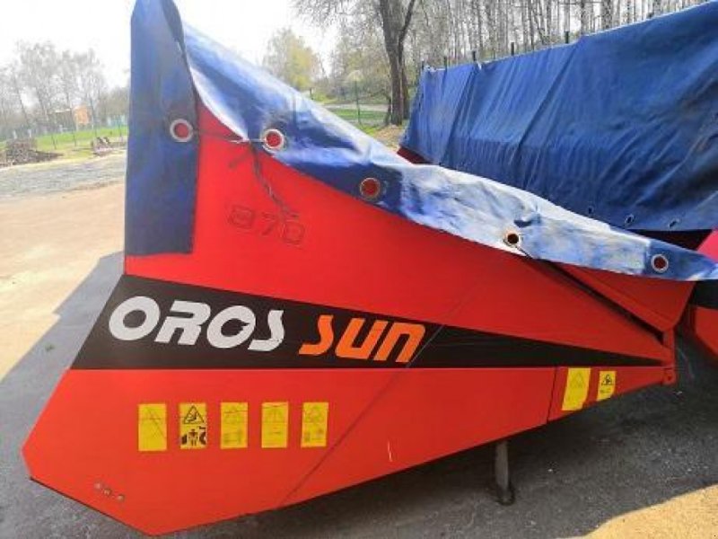 Sonnenblumenschneidwerk van het type Oros UN 870, Gebrauchtmaschine in Ворожба (Foto 1)