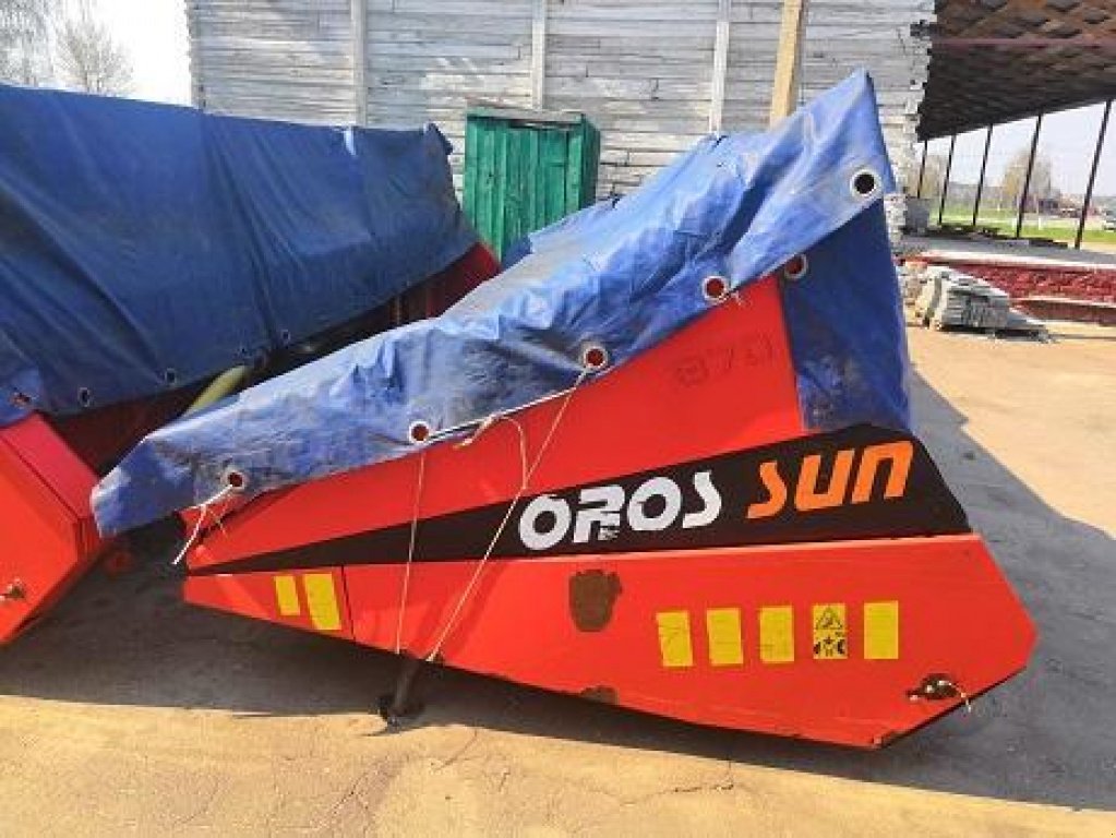 Sonnenblumenschneidwerk typu Oros UN 870, Gebrauchtmaschine v Ворожба (Obrázek 3)