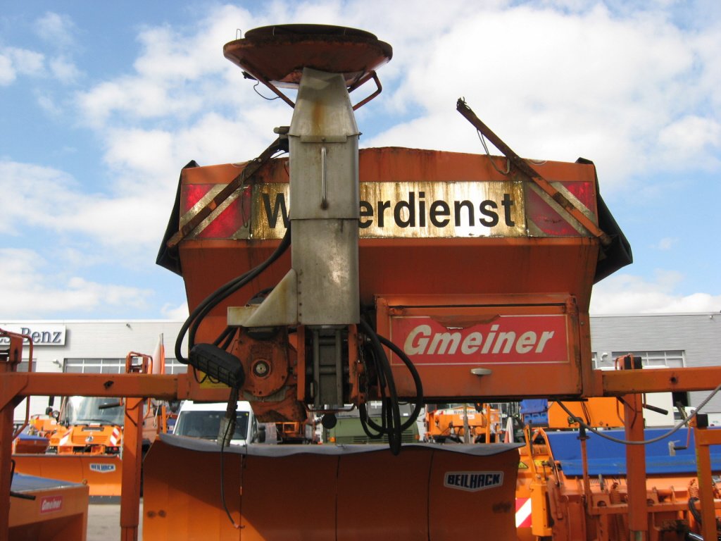 Sandstreuer & Salzstreuer van het type Gmeiner STA 2000, Gebrauchtmaschine in Heimstetten (Foto 1)