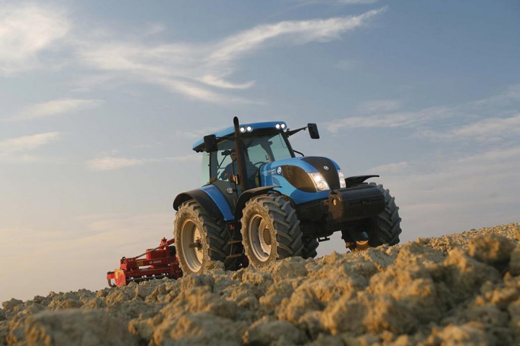 Oldtimer-Traktor a típus Landini Landpower 165 DT TropTronic, Neumaschine ekkor: Київ (Kép 2)
