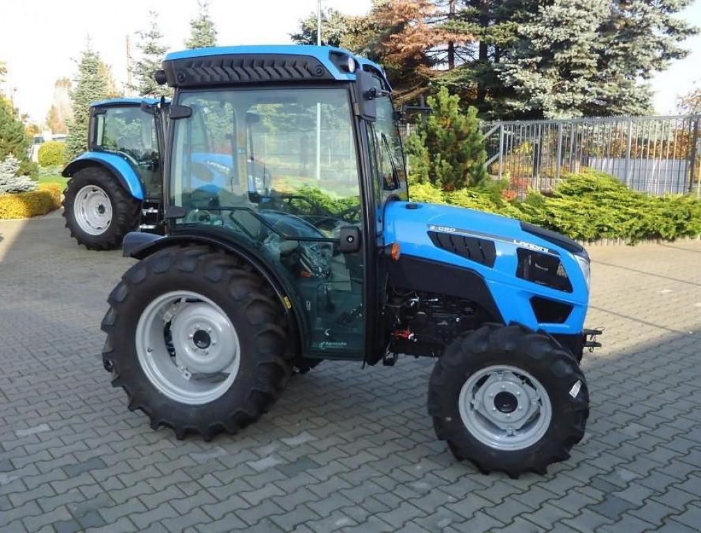 Oldtimer-Traktor tipa Landini Mistral 50, Neumaschine u Київ (Slika 2)