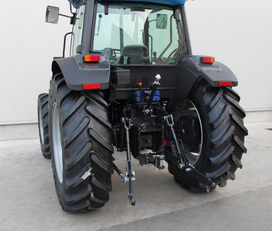 Oldtimer-Traktor typu Landini Super 110, Neumaschine v Київ (Obrázek 3)