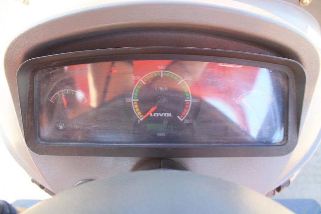 Hopfentraktor typu LOVOL FT 354, Neumaschine v Миколаїв (Obrázek 7)